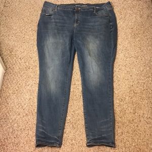 Old Navy Rockstar Skinny jeans 20
